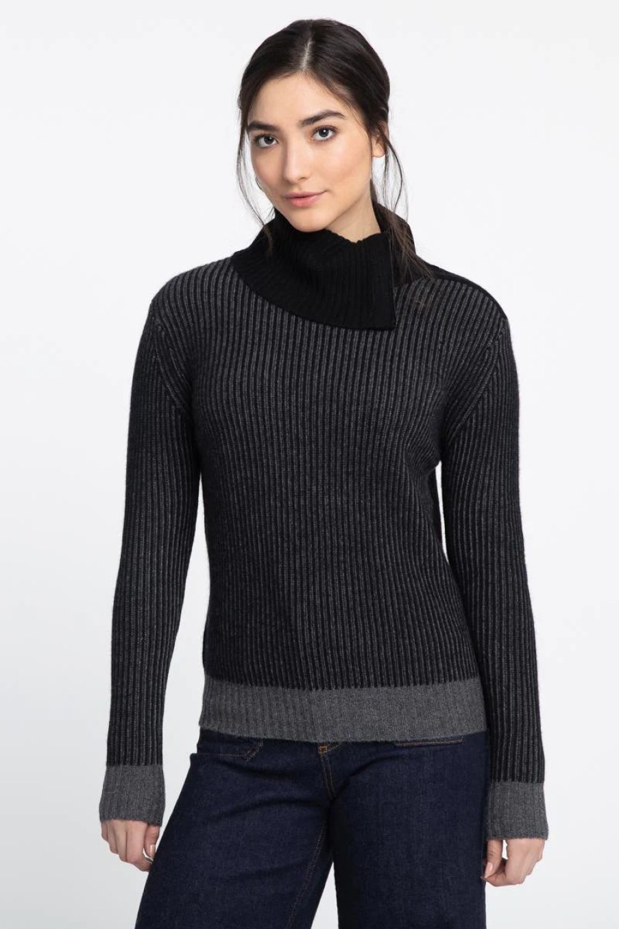 Kinross Cashmere Tops | Plaited Zip Collar T-Neck - Black/Flannel