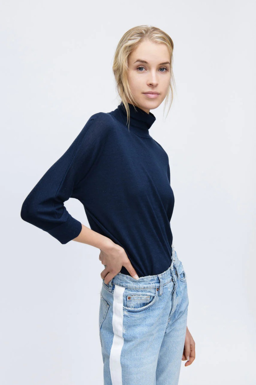 Kokun Tops | Boxy Turtleneck - Navy