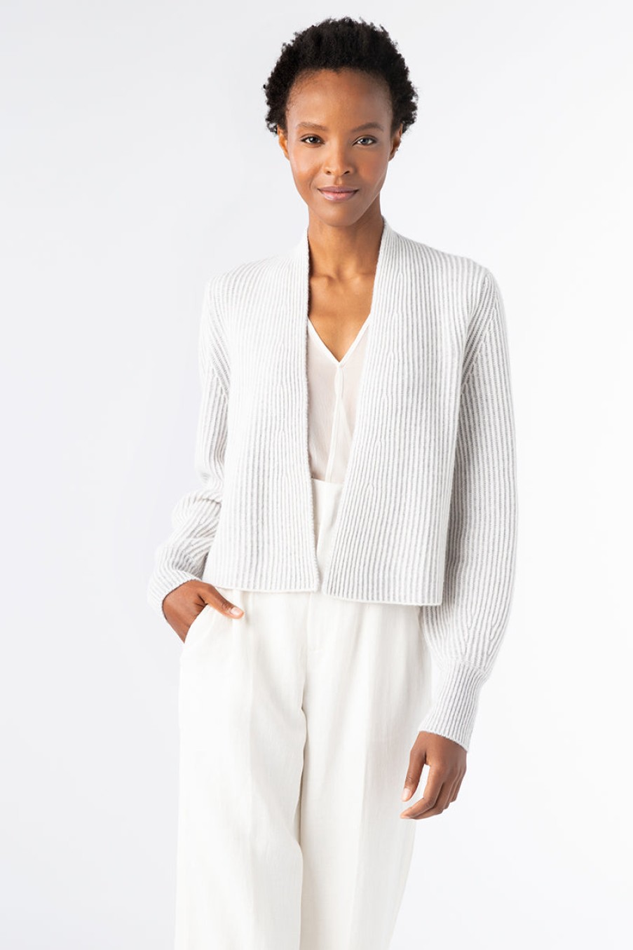 Kinross Cashmere Jackets | Plaited Crop Cardigan - Ivory/Silver