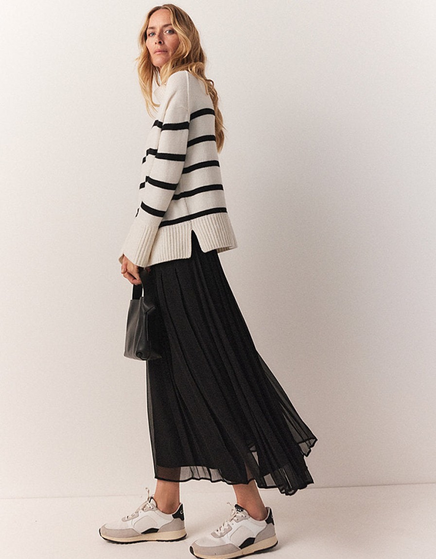 Bigio Skirts | Georgette Pleated Skirt In Black